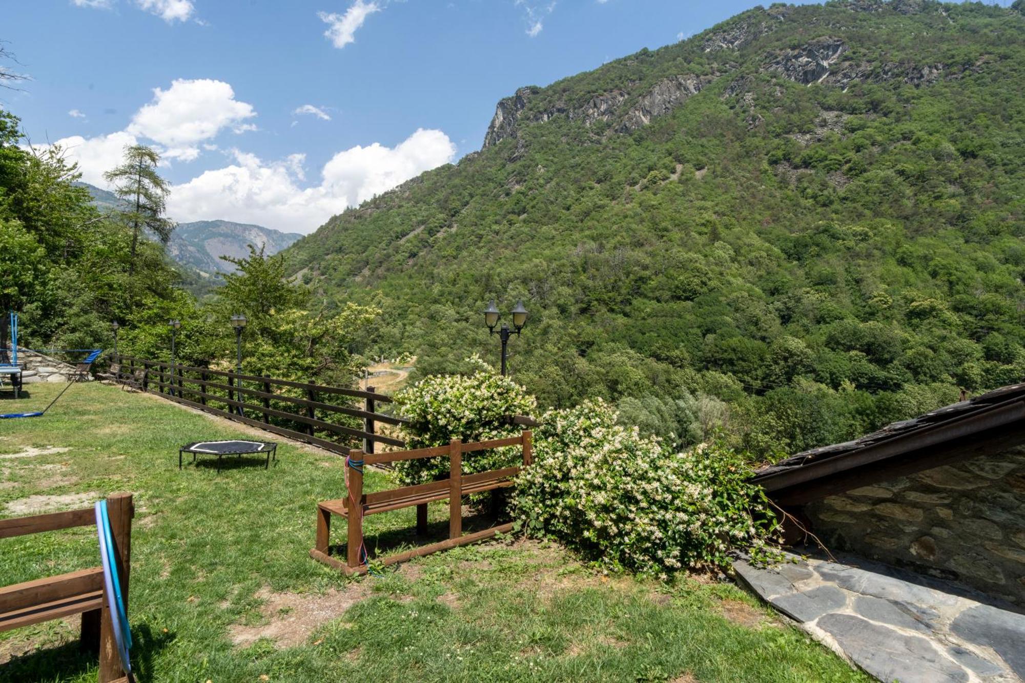 Residence Covalou Antey-Saint-André Εξωτερικό φωτογραφία