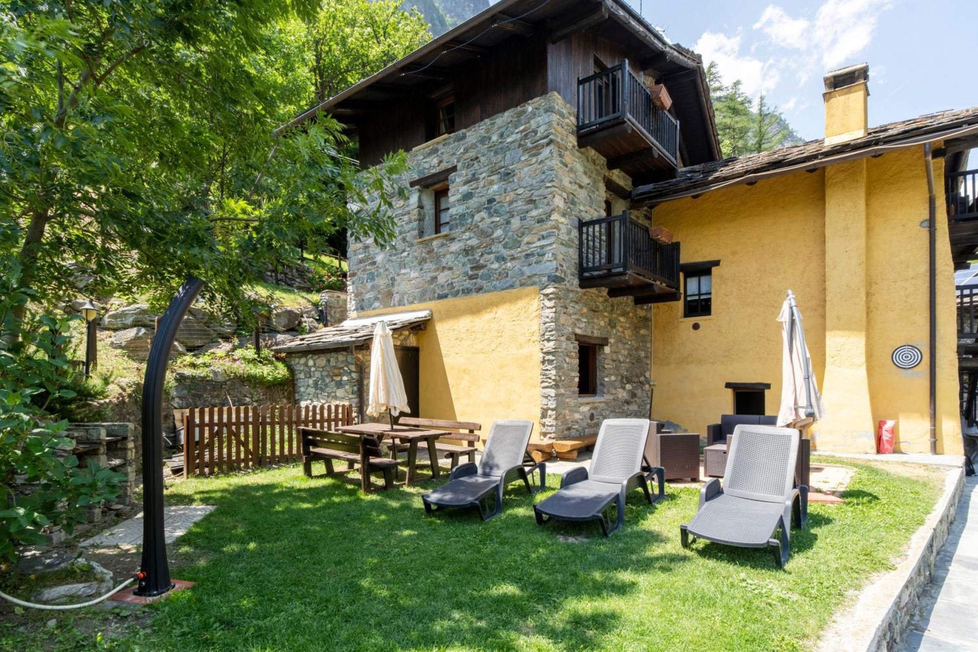 Residence Covalou Antey-Saint-André Εξωτερικό φωτογραφία
