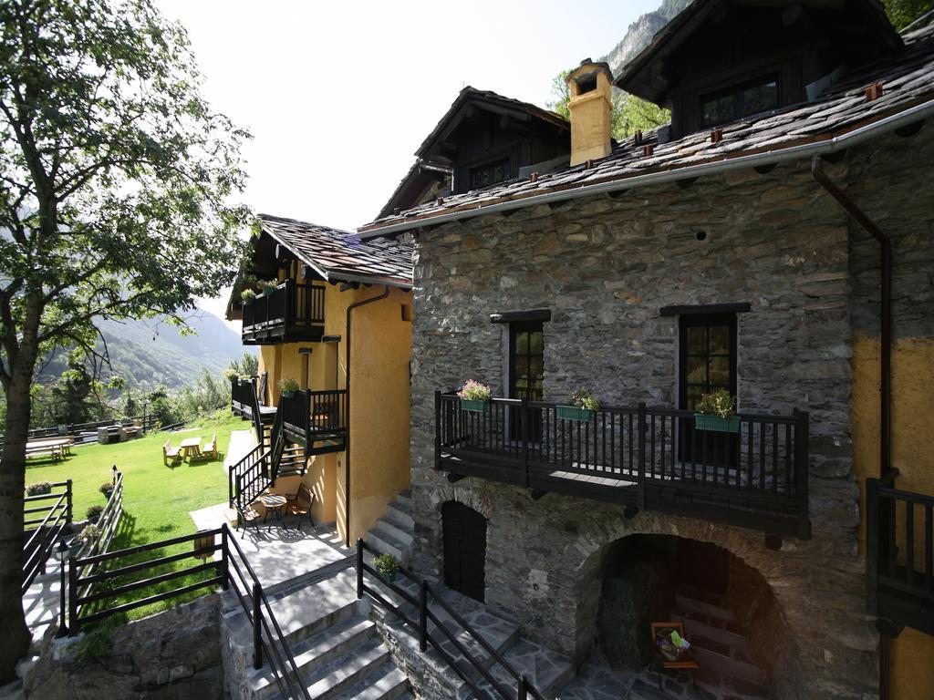 Residence Covalou Antey-Saint-André Εξωτερικό φωτογραφία